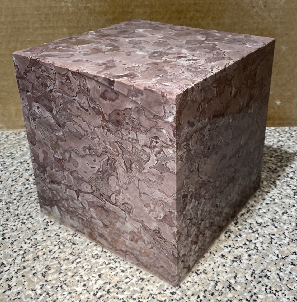 Cubo Swanton Mármol Rojo 6x6x6