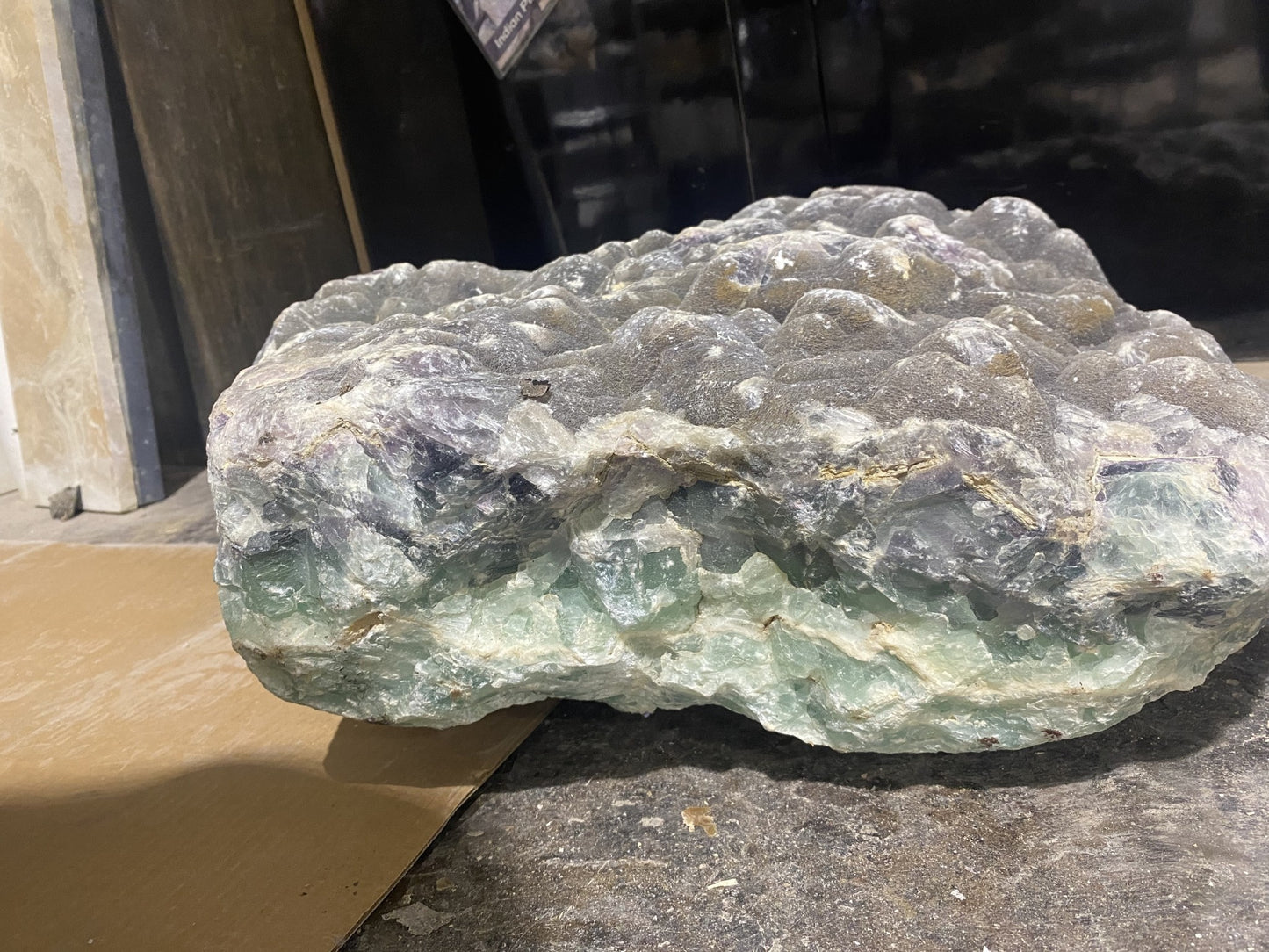 227lb Fluorite