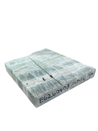 Emerald Onyx 11lb 10x9x1.5 EG260403