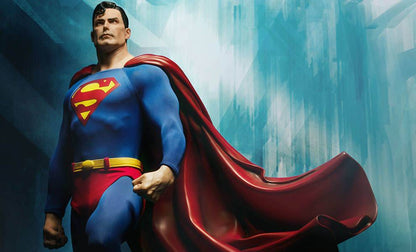 Figura Superman formato premium de Sideshow Collectibles