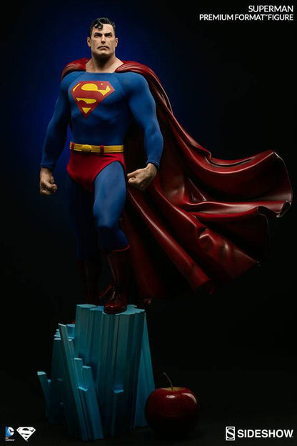 Figura Superman formato premium de Sideshow Collectibles